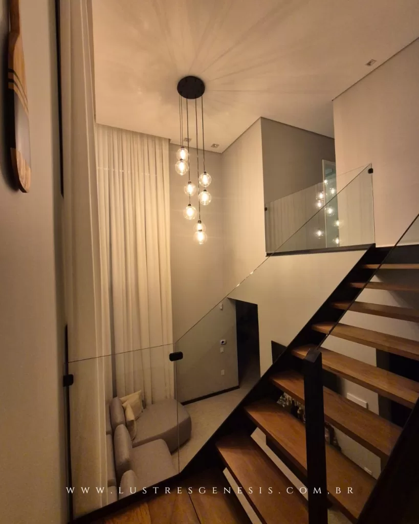 Lustre Sarvah com 8 Globos Transparente