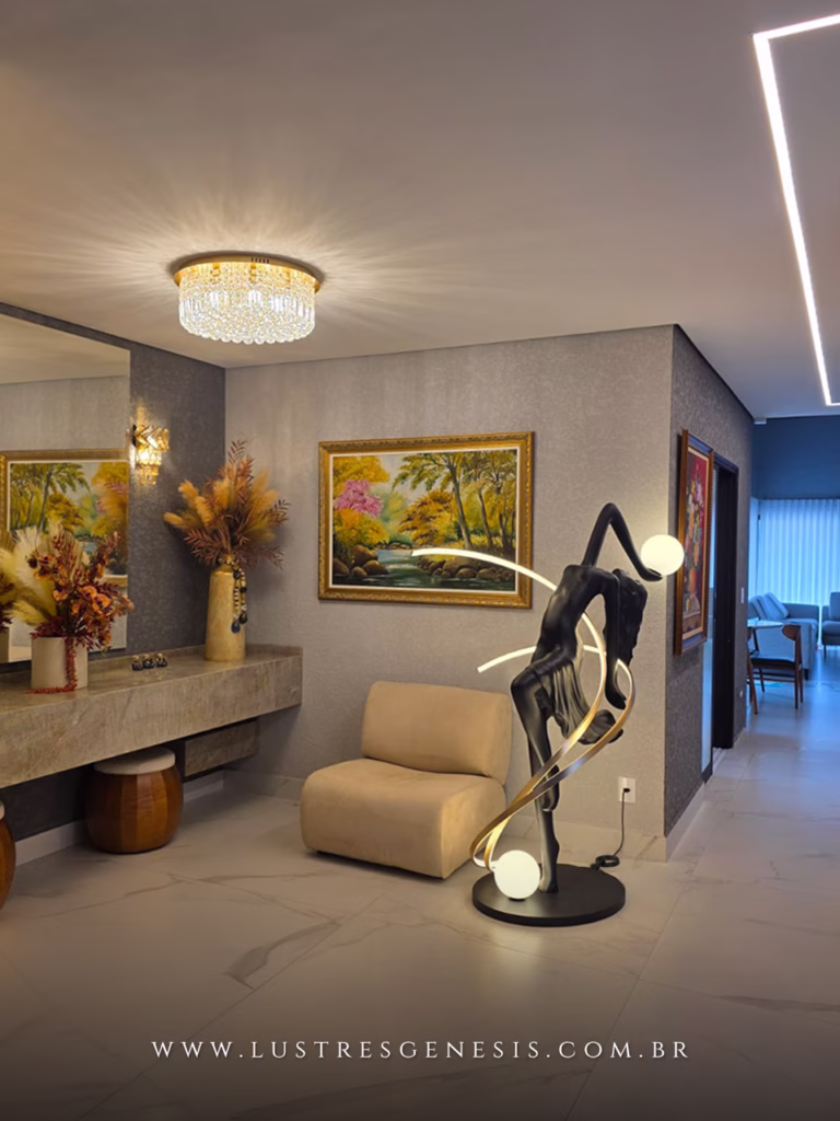 Escultura de bailarina preta com globo fosco da SkyLight, modelo SKY-4014CL-PT, ideal para decoração de hall de entrada, sala de estar e jardim de inverno. Lustres Gênesis Site online venda de Lustres e Iluminação decorativa